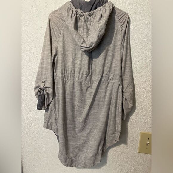 Lululemon grey vitality jacket sz 6 - Picture 4 of 6